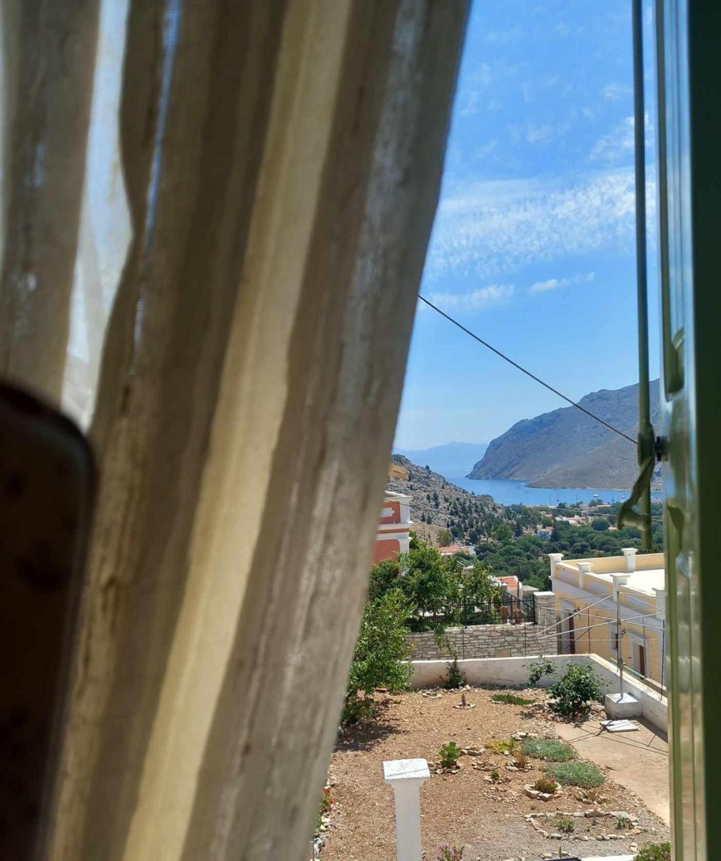 Zoe Apartments Symi Bagian luar foto